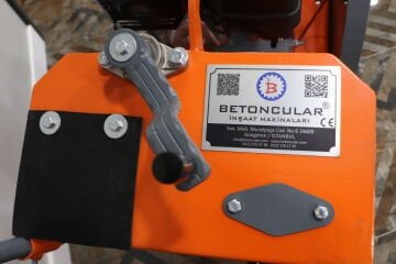 Dizel Yarı Otomatik Asfalt Beton Kesme Makinası