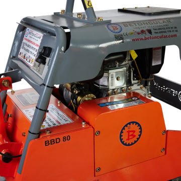 Bbd80 Dizel Hidrolik İleri Geri Kompaktör