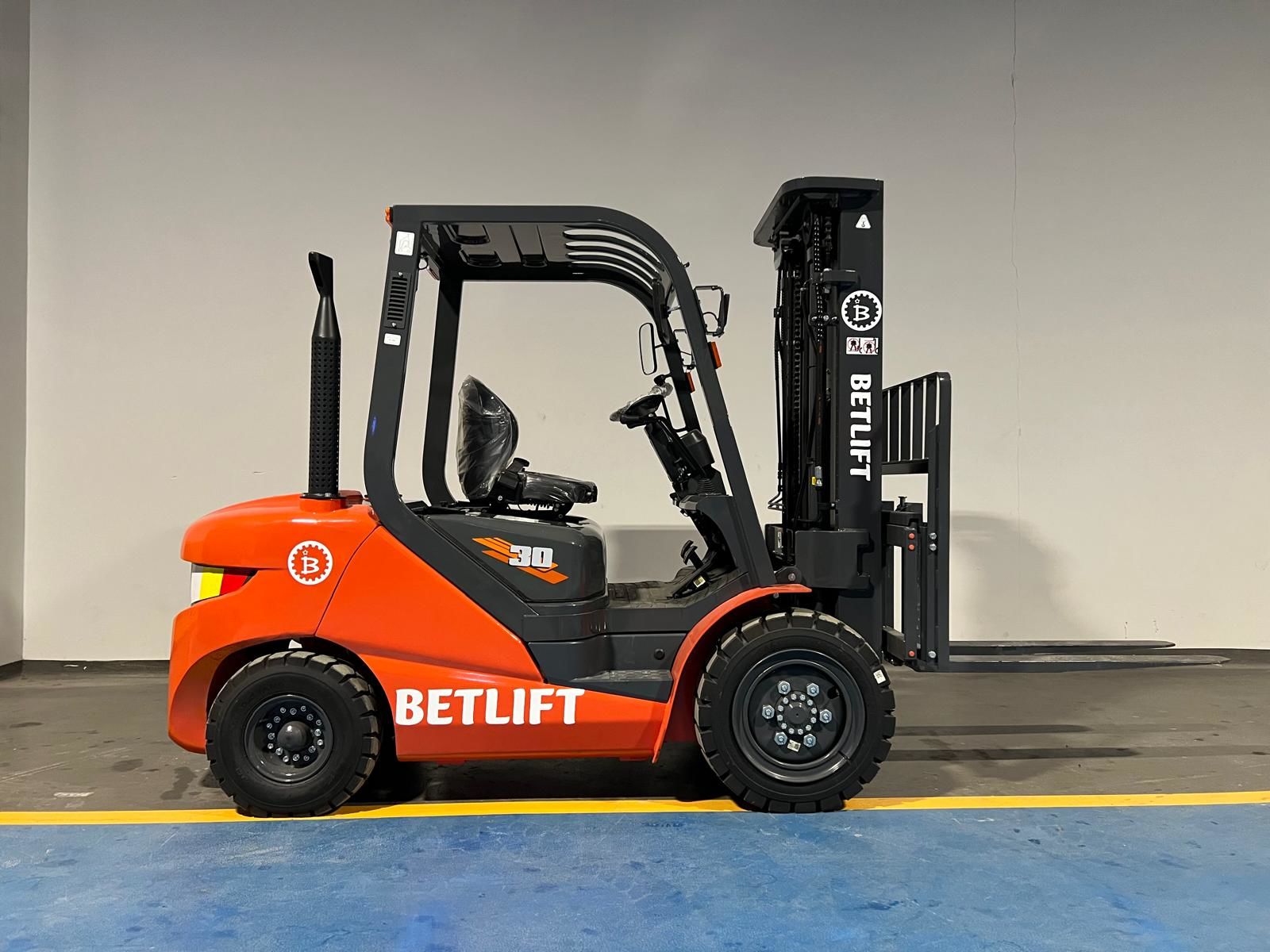 Betlift 3 Ton Euro 5 Motor Dizel 4,80 Mt Forklift